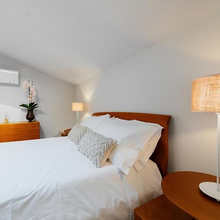 Casa Di Iaio - 90 M2 Apt With Free Wi-Fi, Netflix, Home Cinema & Parking ゴリツィア エクステリア 写真